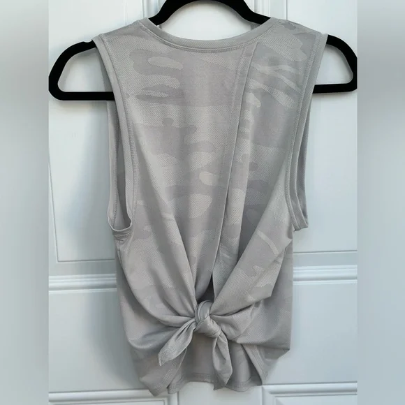 X by Gottex Tank Camo Gray Open Back Tie Small Activewear - Picture 4 of 4